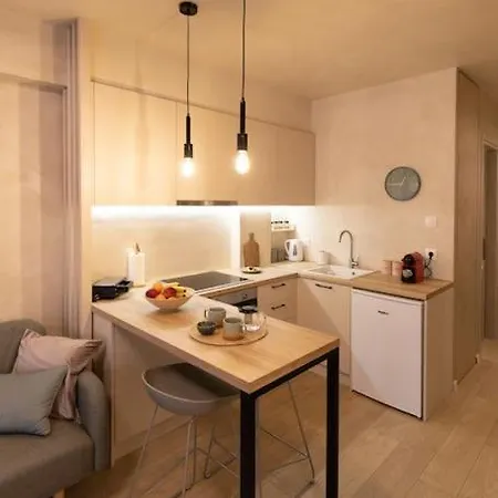 Apo-Zachari Elegant Apartment Larissa Exterior photo